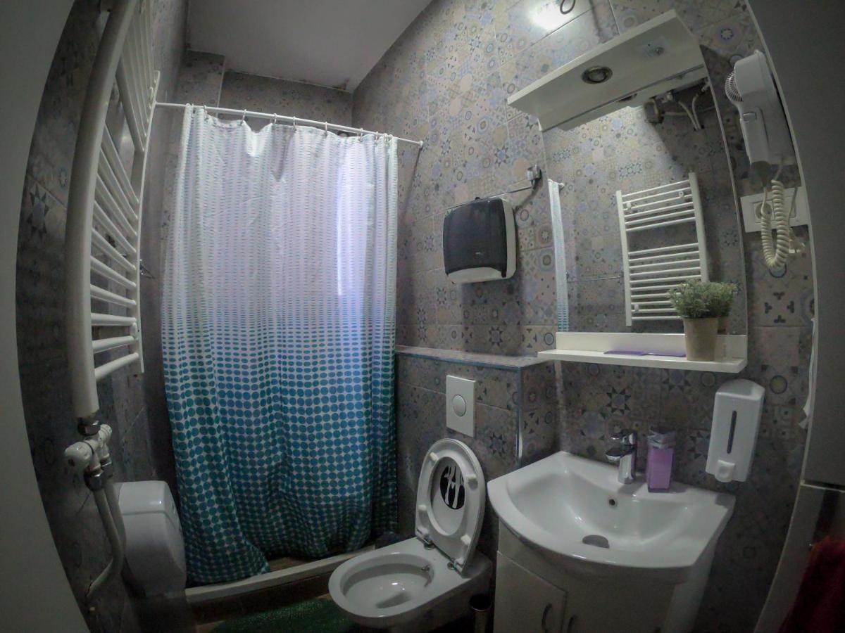 Center Apartment 普里什蒂纳 外观 照片