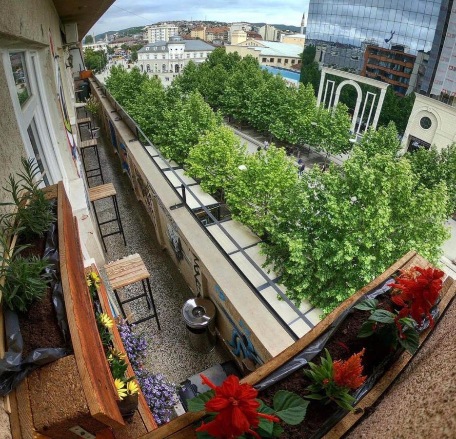 Center Apartment 普里什蒂纳 外观 照片